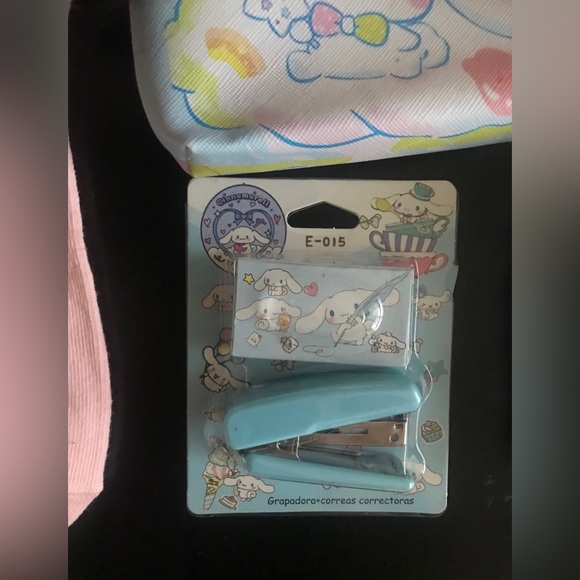 CINNAMOROLL - Picture 2 of 10